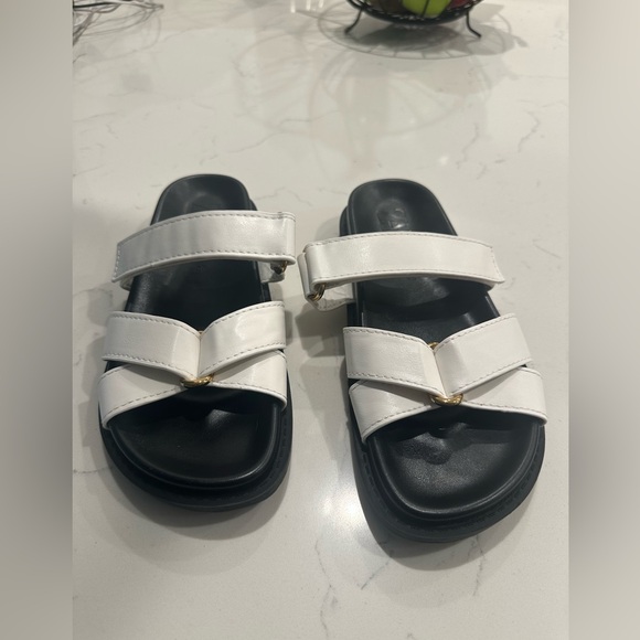Zara Contrasting Flat Sandals - Picture 6 of 6